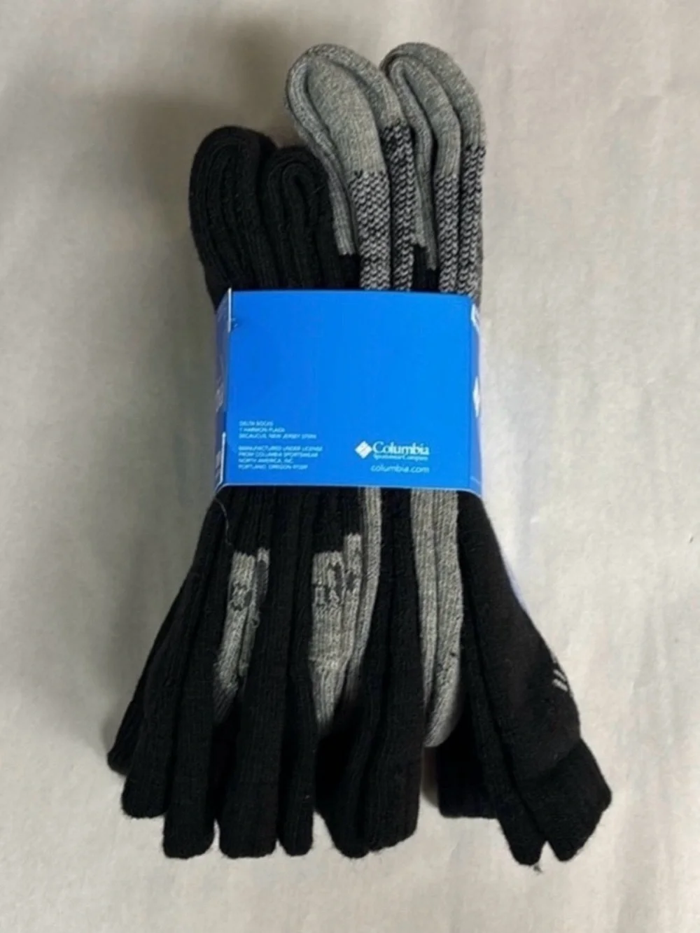 New Columbia Socks Men’s 4 Pairs Black & Gray Wool Blend Crew Sock Casual Active